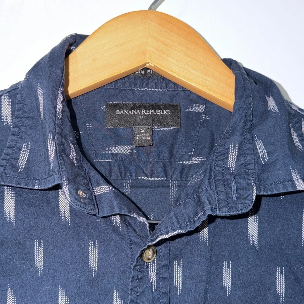 Banana Republic Dark Blue Patterned Short Sleeve button down slim fit  Shirt S